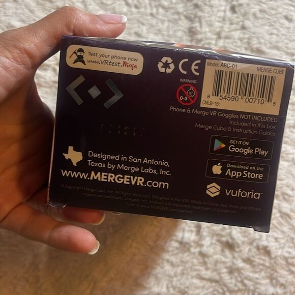 NEW merge cube - Picture 3 of 4